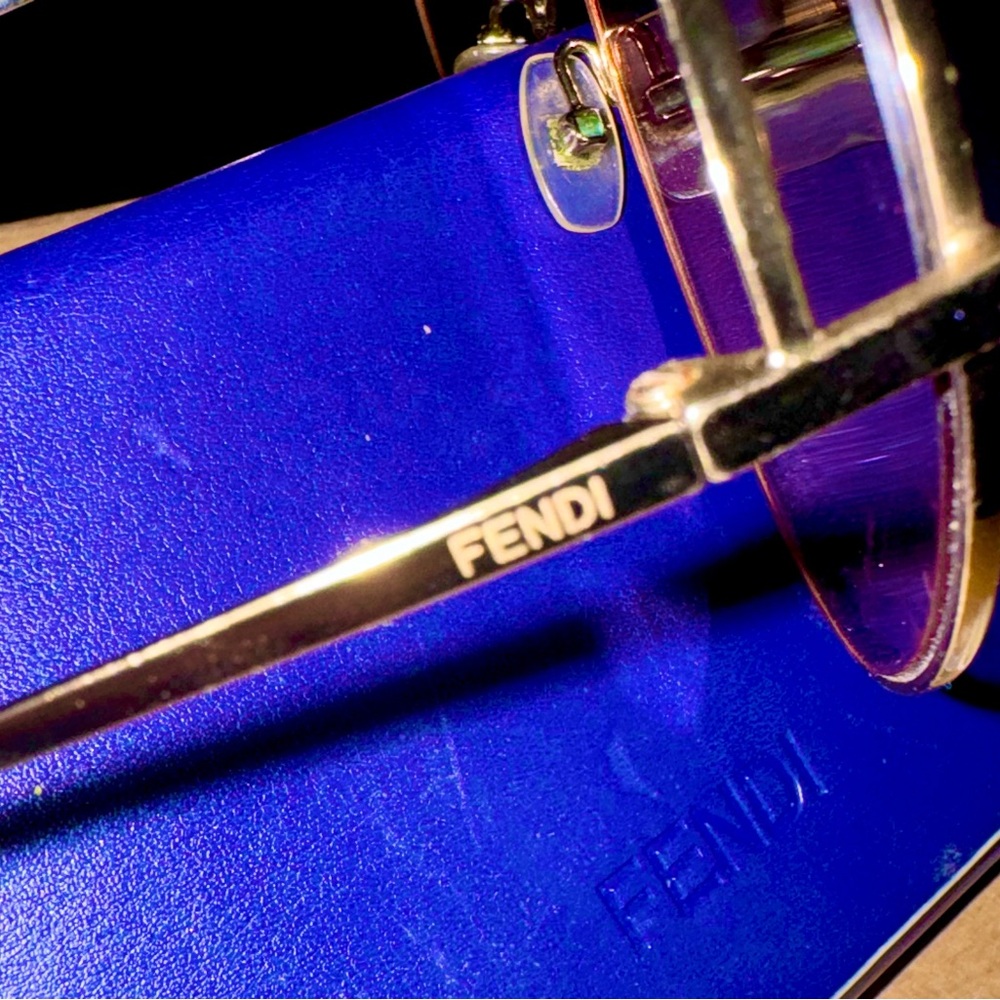 Fendi sunglasses authentic.